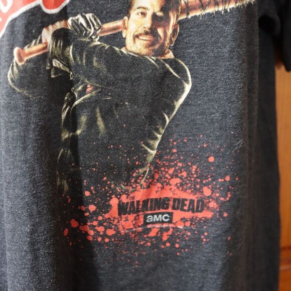 Loot Crate AMC The Walking Dead Negan “Sluggers” Graphic T-Shirt Large Unisex - Picture 5 of 11